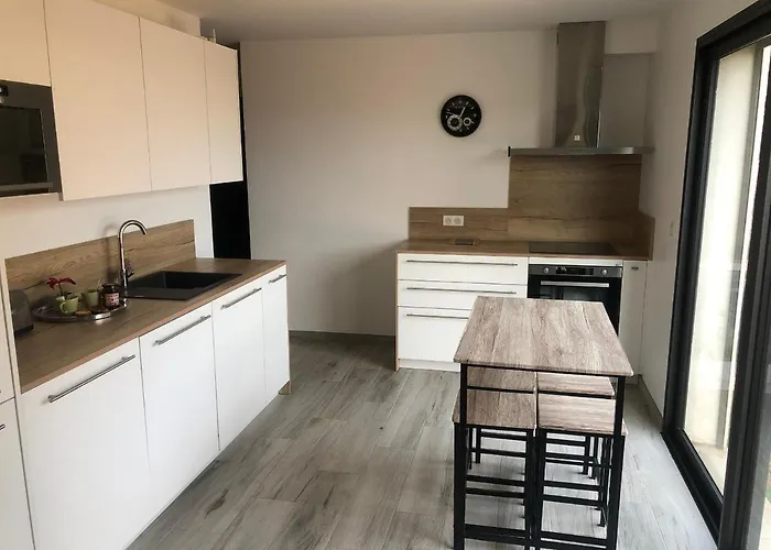 Quarto em Acomodações Particulares Chez Fred Et Marie *