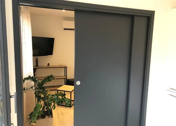 Chez Fred Et Marie * Figari (Corsica)